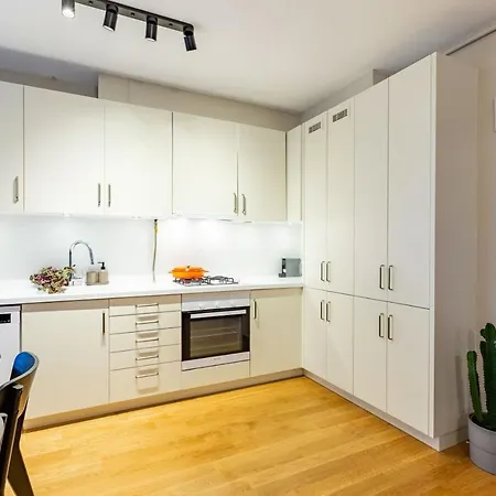 Mesmerizing Flat With Bosphorus View In Beyoglu *